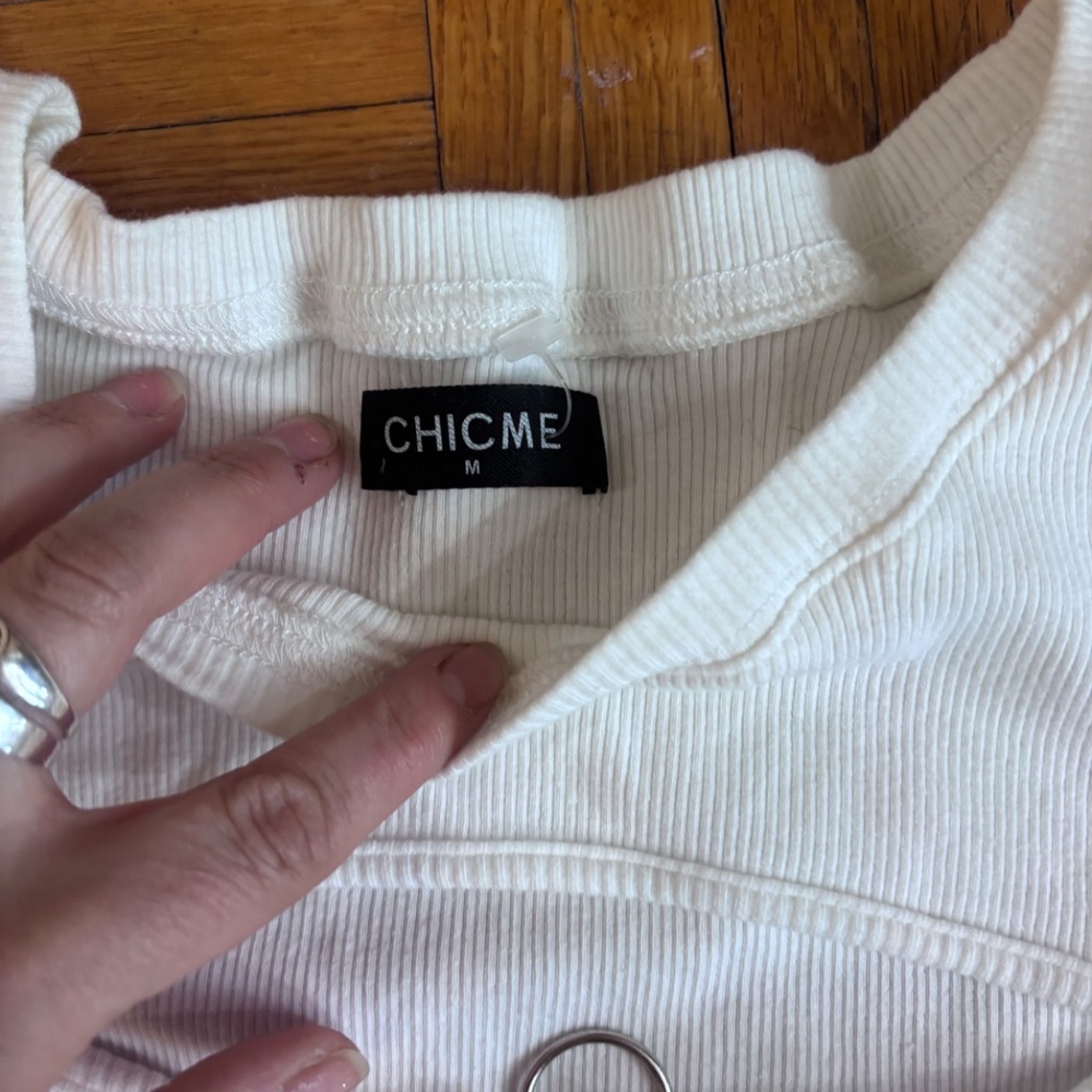 ribbed tshirt with zip up chest - accepting offers - Picture 3 of 4
